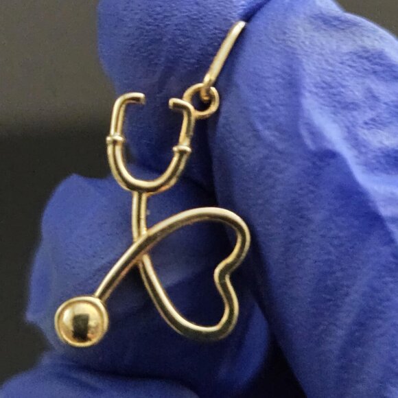 18k gold pendant stethoscope heart design - Picture 8 of 16